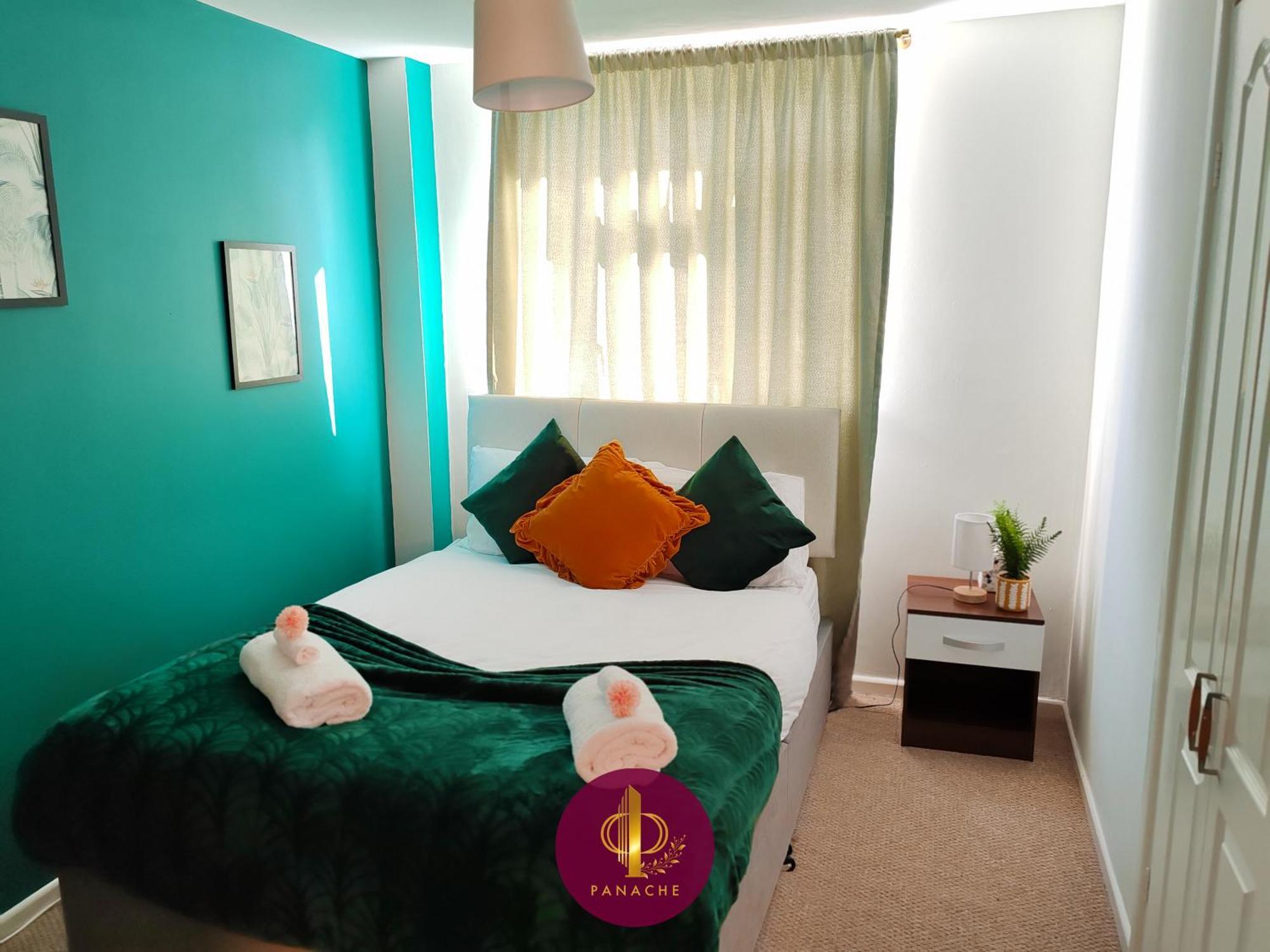 Contractors, Relocators, Free Parking, Wifi, Smart Tvs Apartment Marston Green Exterior photo